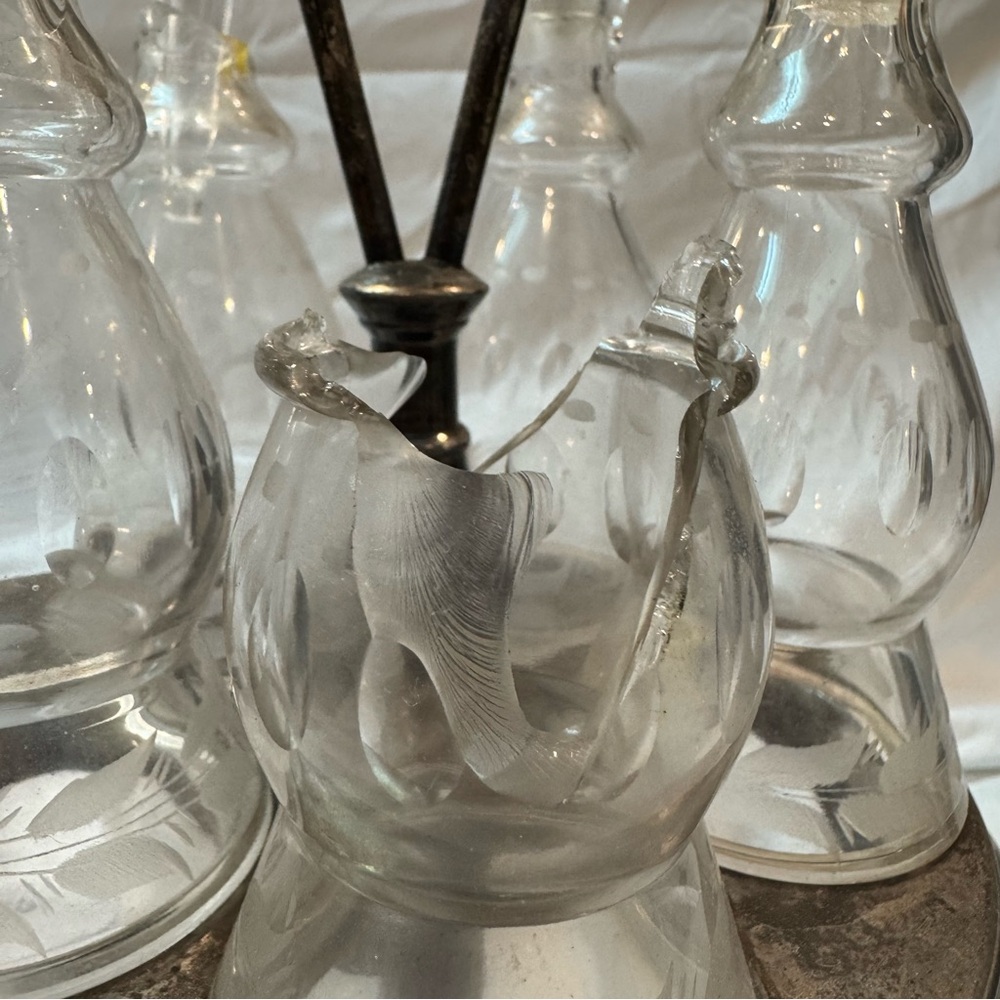 Antique 1800s Silver Cruet Set with Glass Bottles by Pairpoint Mfg. Co - Picture 6 of 14